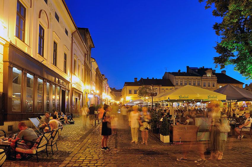 rynek-bielsko-biala-lucjusz-cykarski.jpg